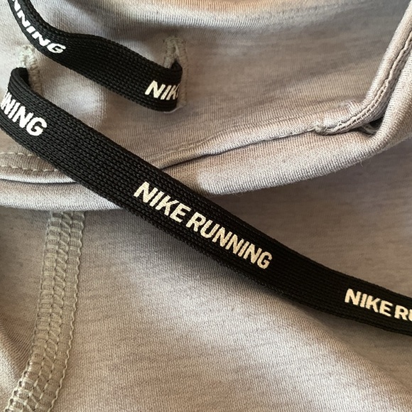 NIKE Epic Lux Running Cropped Leggings Gently Loved - Picture 6 of 9